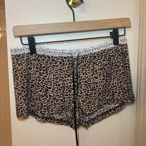 NWOT Women's Cheetah Print Shorts